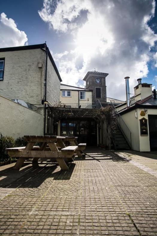 Tyacks Hotel Camborne Exteriör bild